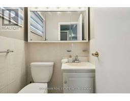 102 Elnathan Crescent, Toronto, ON M9L2G1 Photo 24