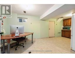 102 Elnathan Crescent, Toronto, ON M9L2G1 Photo 26