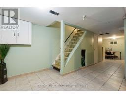 102 Elnathan Crescent, Toronto, ON M9L2G1 Photo 29
