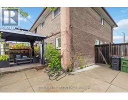 102 Elnathan Crescent, Toronto, ON M9L2G1 Photo 30