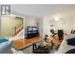 Eating area - 102 Elnathan Crescent, Toronto, ON M9L2G1 Photo 7
