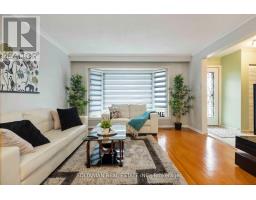 Primary Bedroom - 102 Elnathan Crescent, Toronto, ON M9L2G1 Photo 9