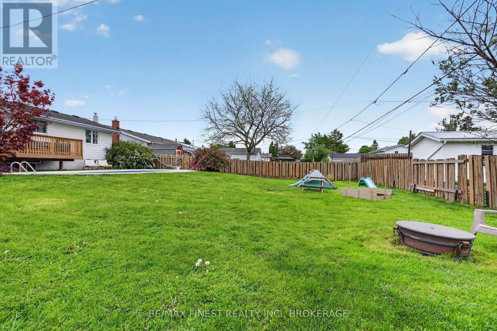 14 CHESTERFIELD DRIVE - 38