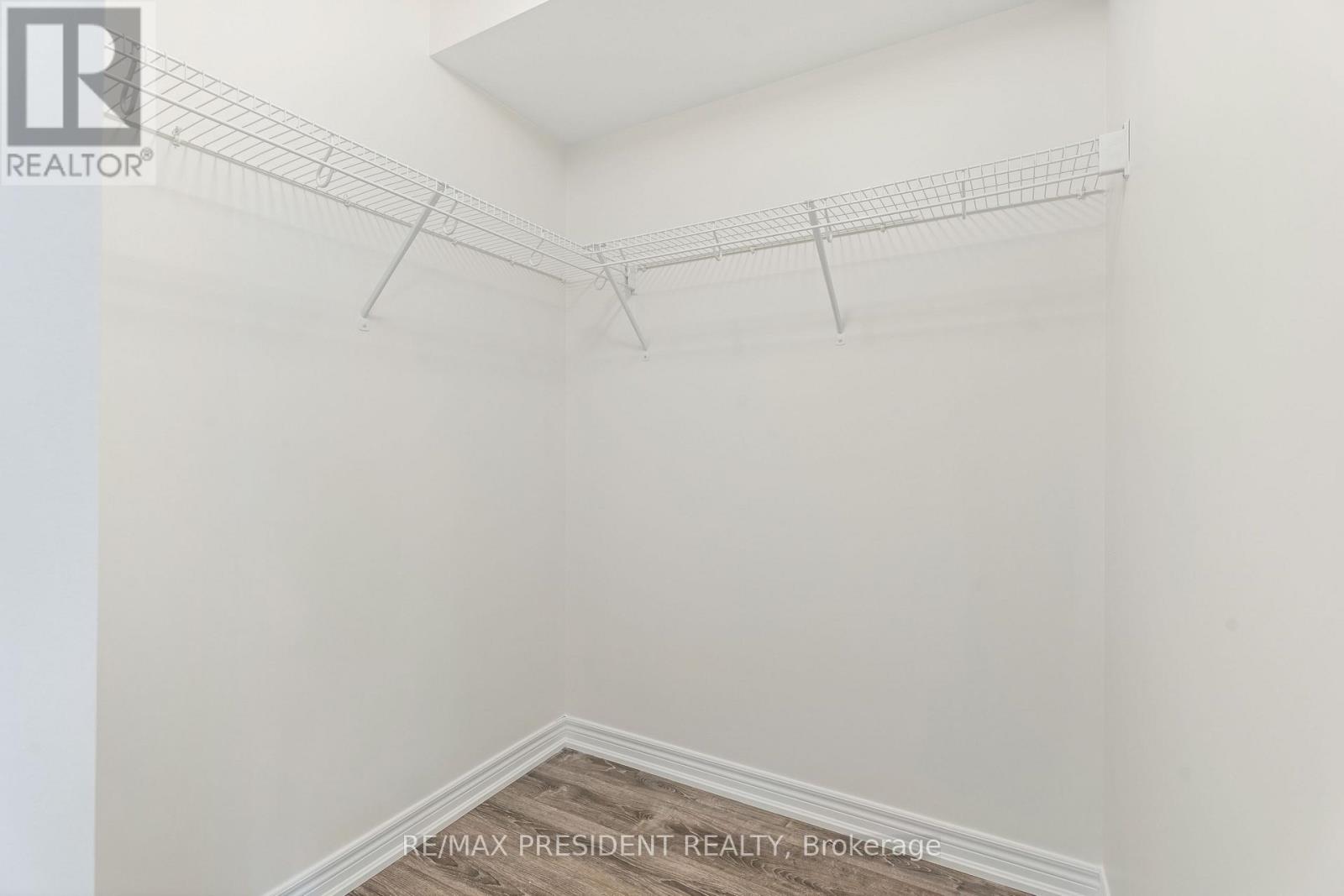 6 WATERVIEW LANE - 21