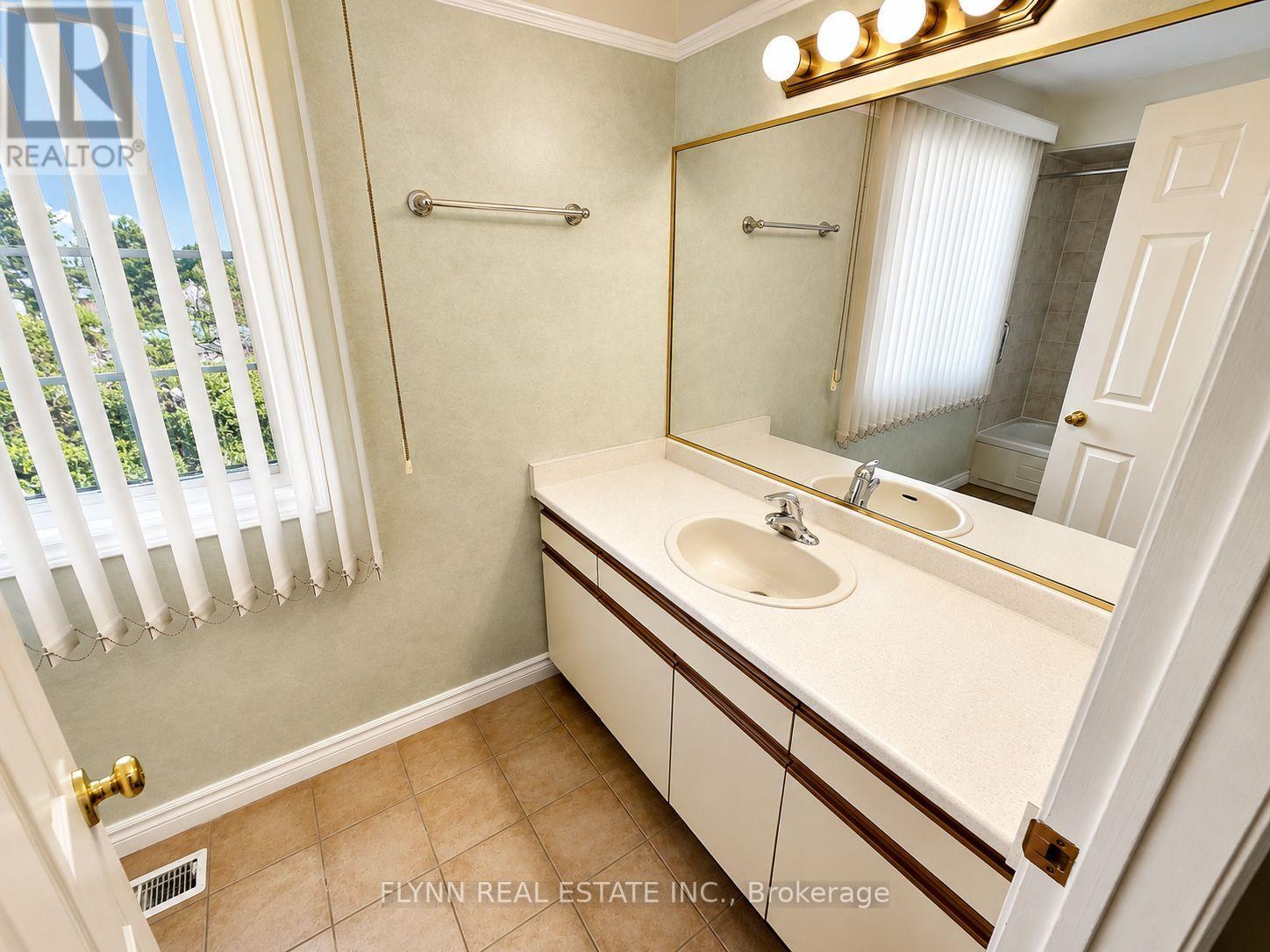 #13 2720 MEWBURN ROAD - 14