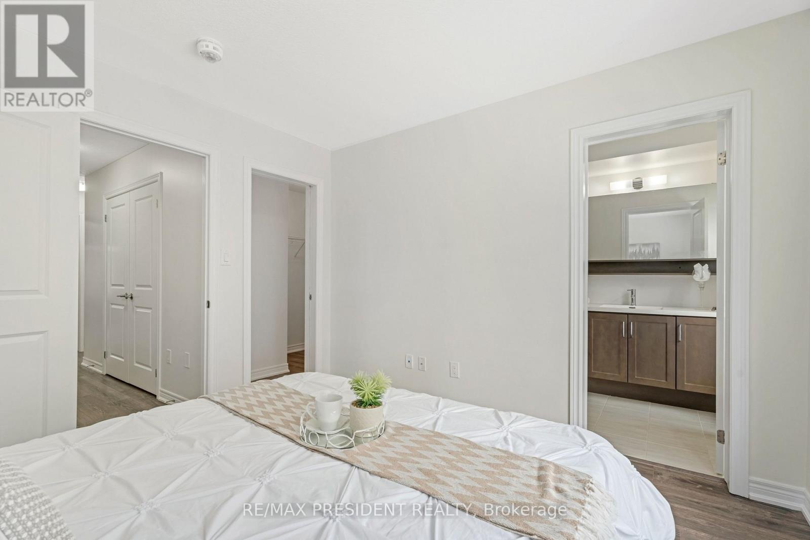 6 WATERVIEW LANE - 19