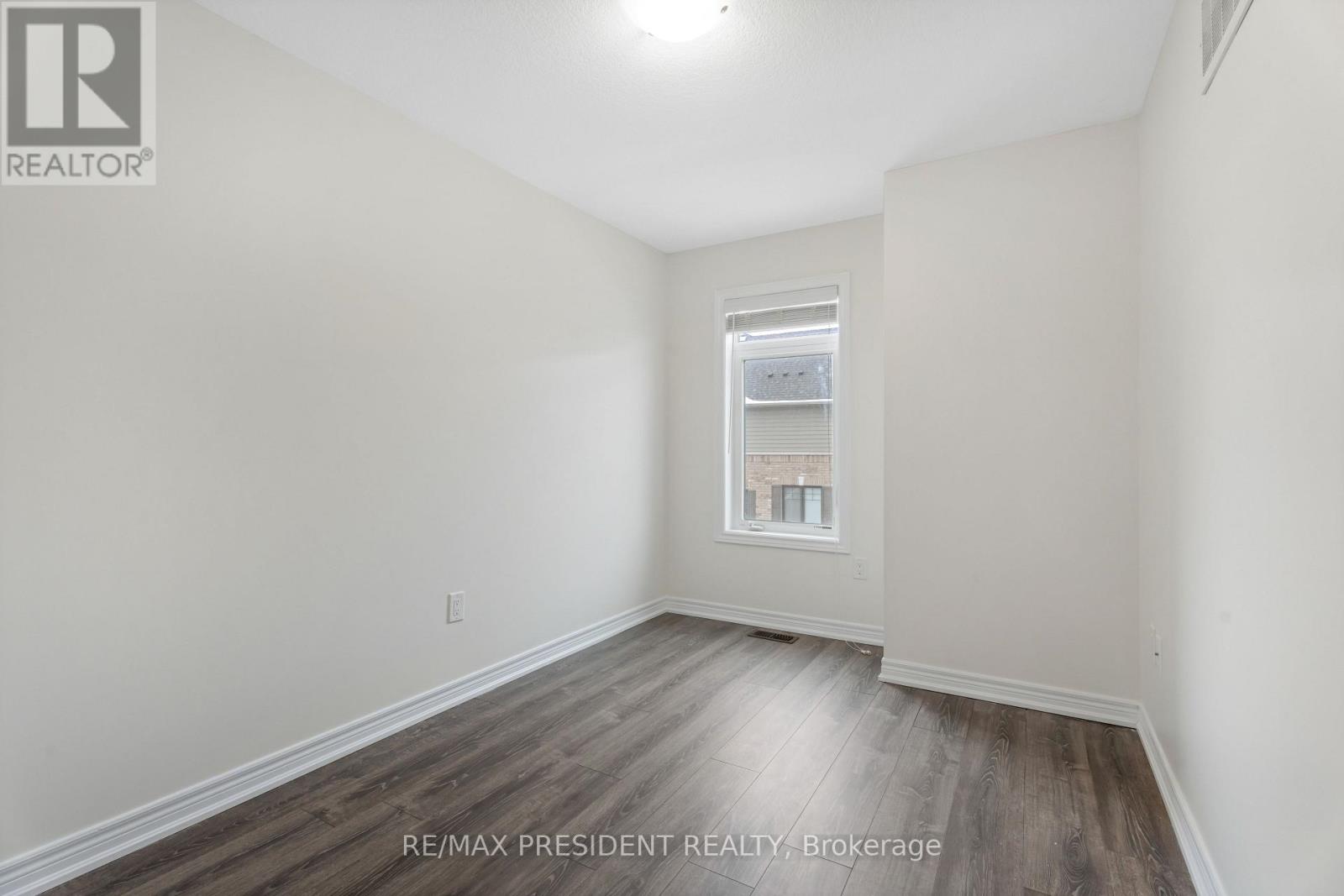 6 WATERVIEW LANE - 22