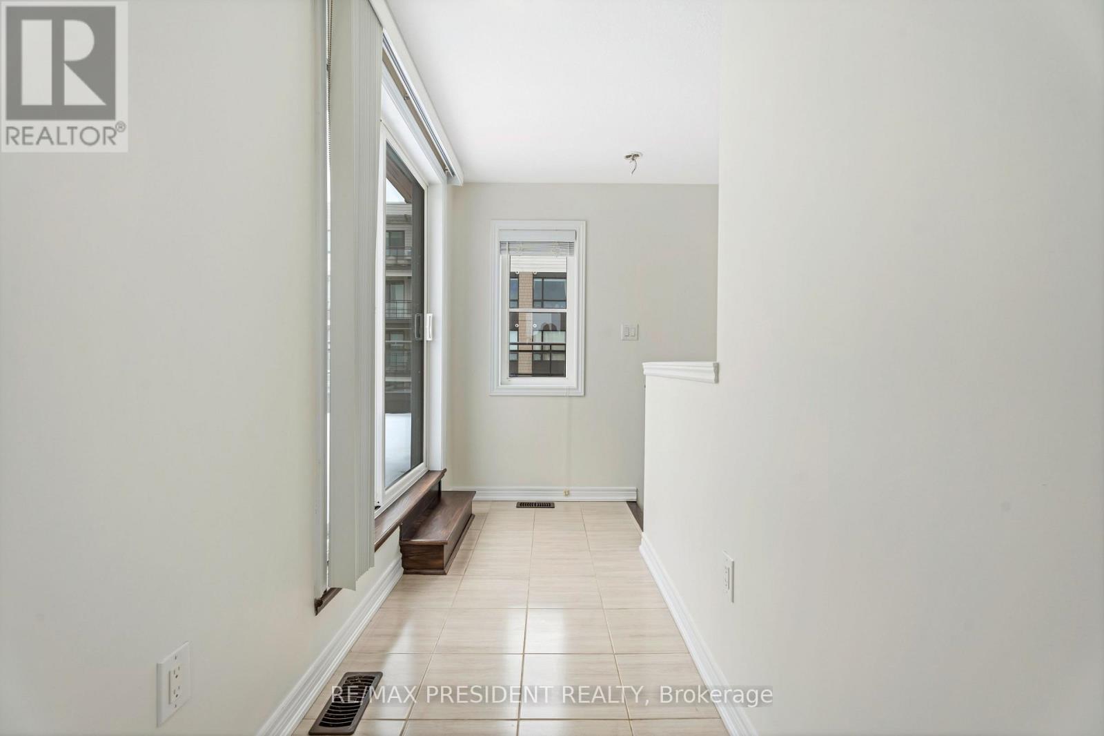 6 WATERVIEW LANE - 30