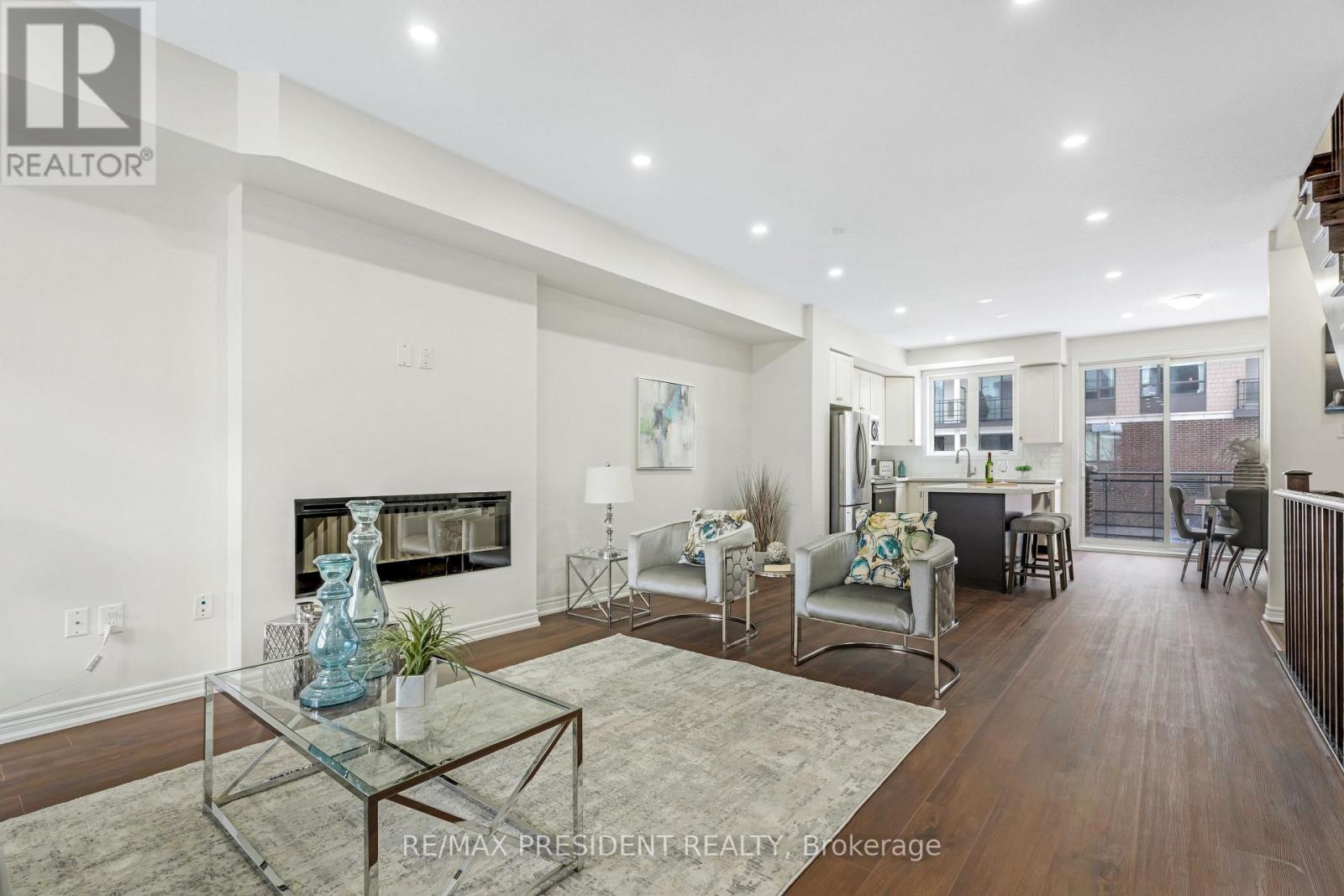 6 WATERVIEW LANE - 8