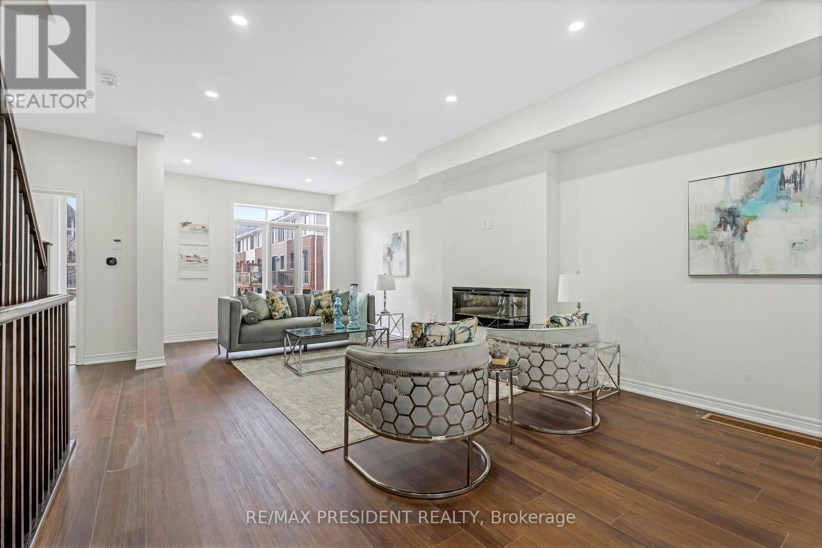 6 WATERVIEW LANE - 7