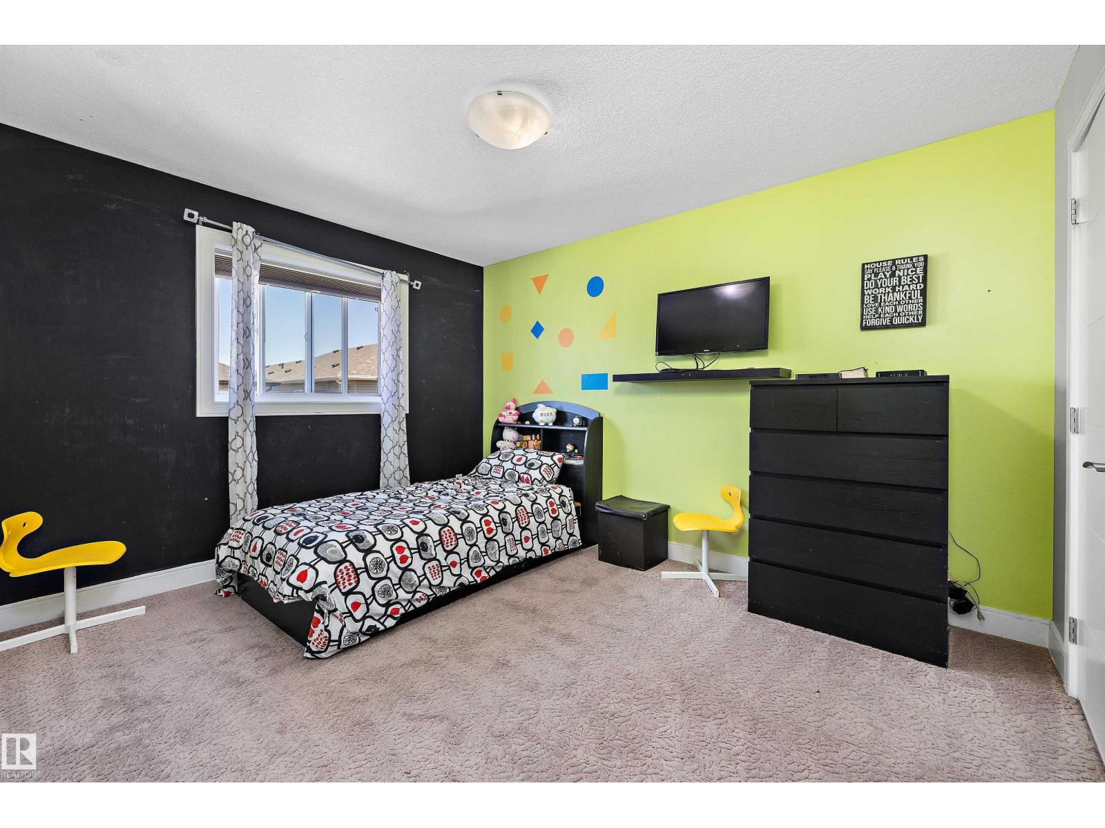 16742 61 ST NW - 28