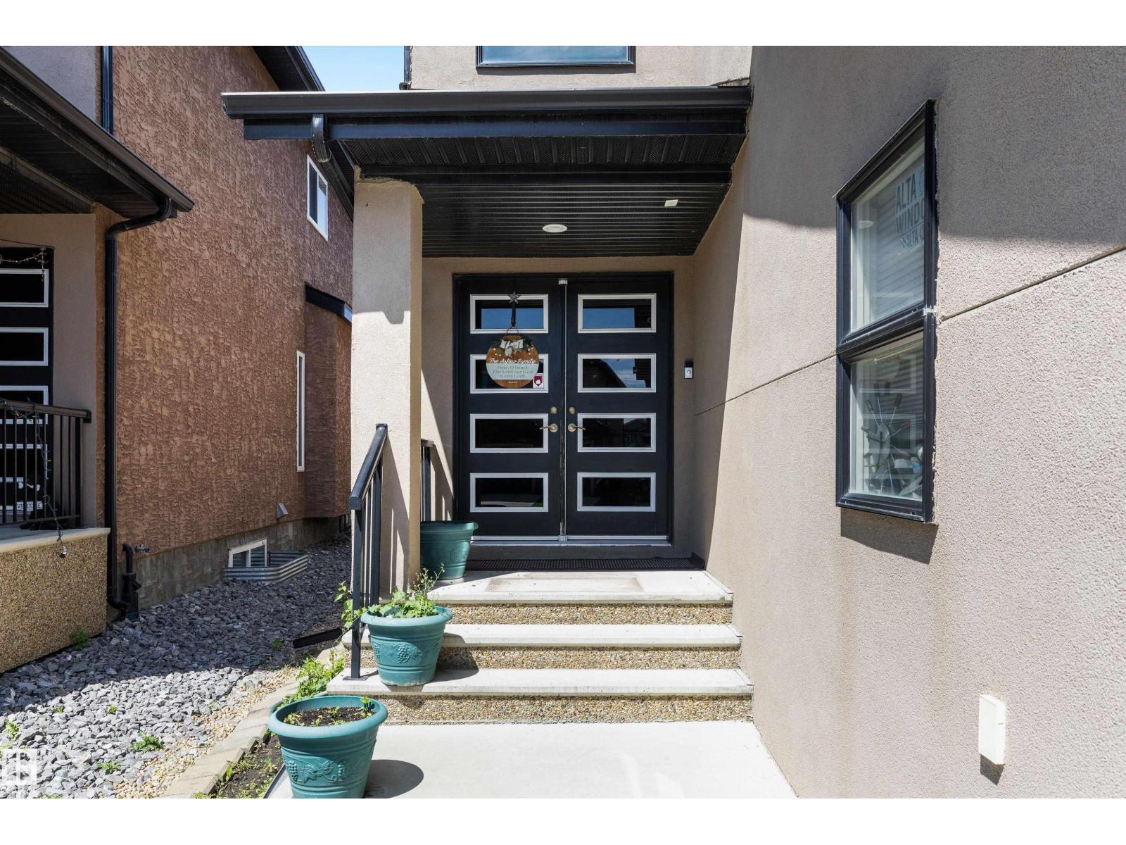 16742 61 ST NW - 3