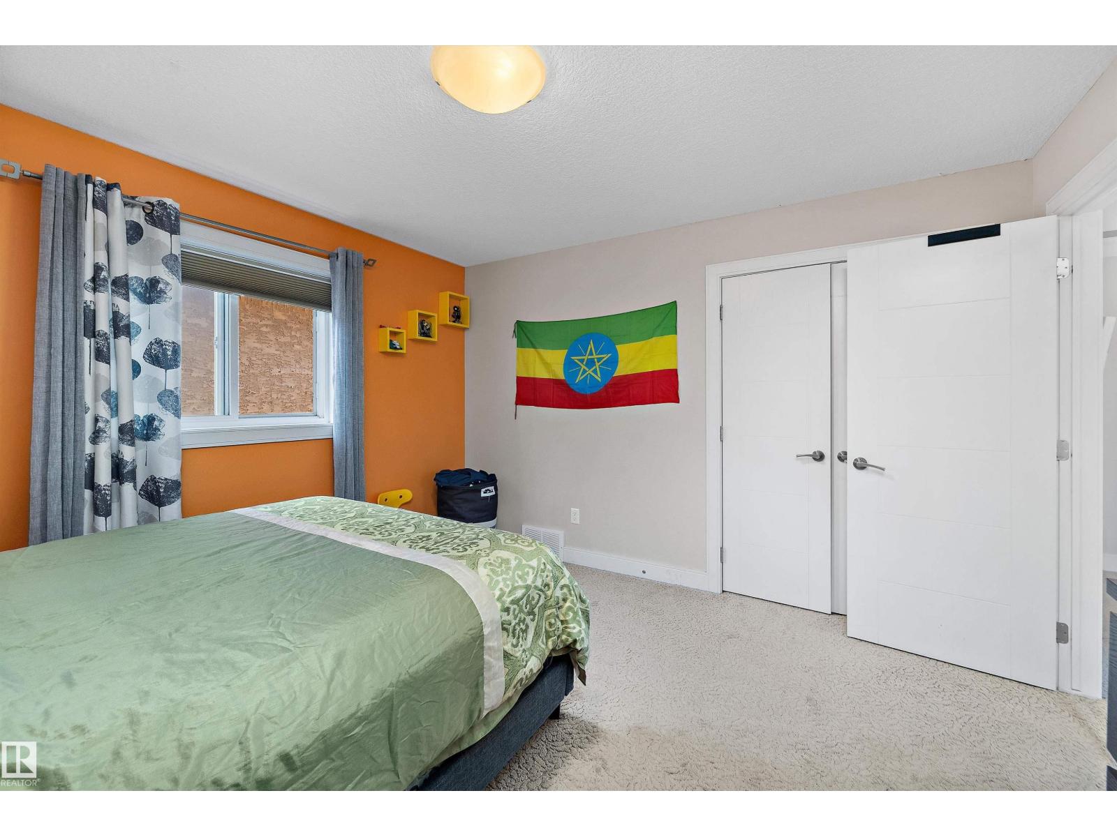 16742 61 ST NW - 37