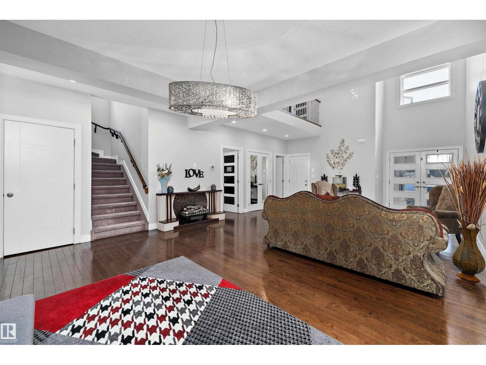 16742 61 ST NW - 5