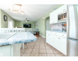Bedroom 5 - 330 Huffman Cr Nw, Edmonton, AB T5A0C8 Photo 9