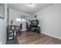 330 Huffman Cr Nw, Edmonton, AB T5A0C8 Photo 16
