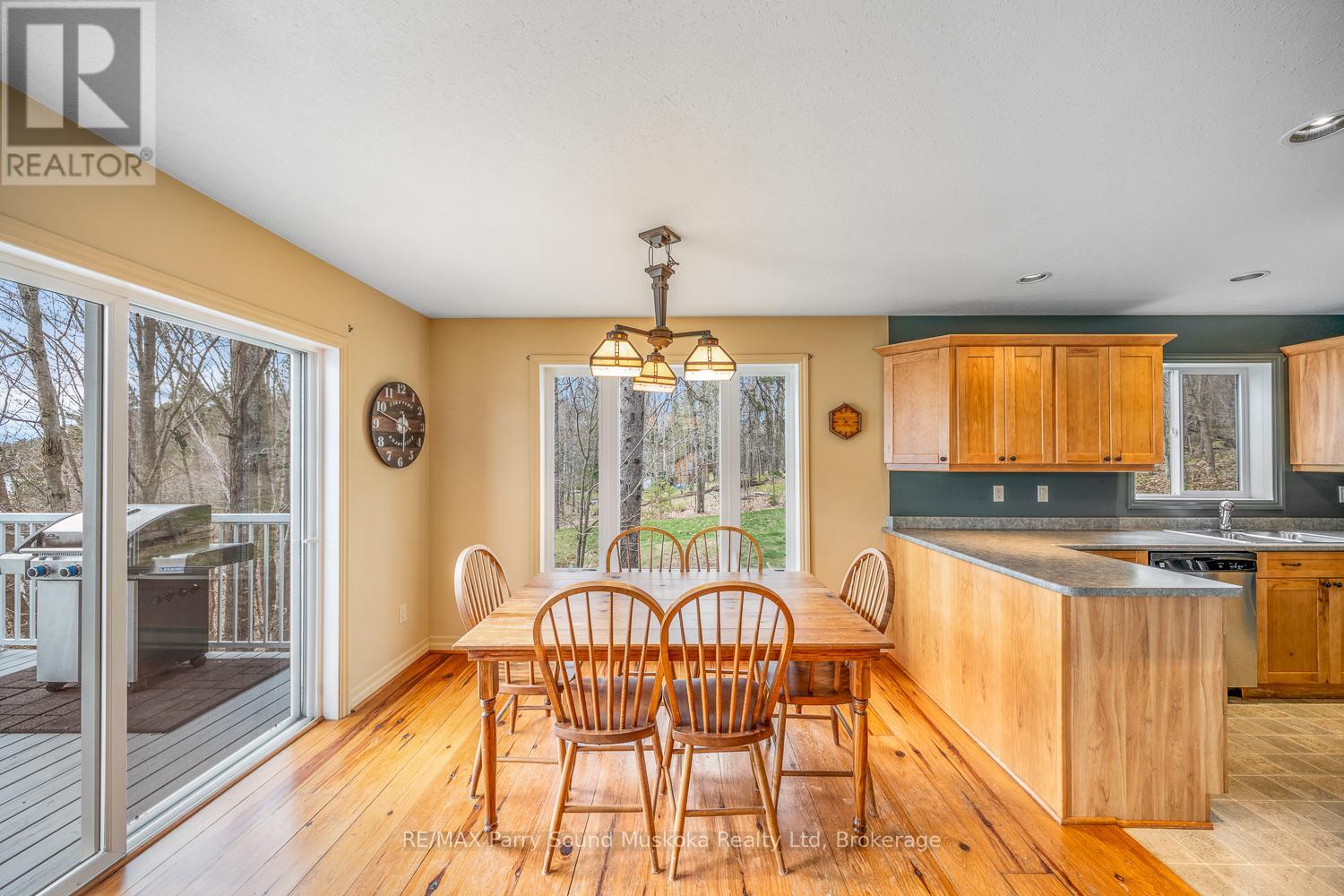 54 DAUNCEY ROAD - 17