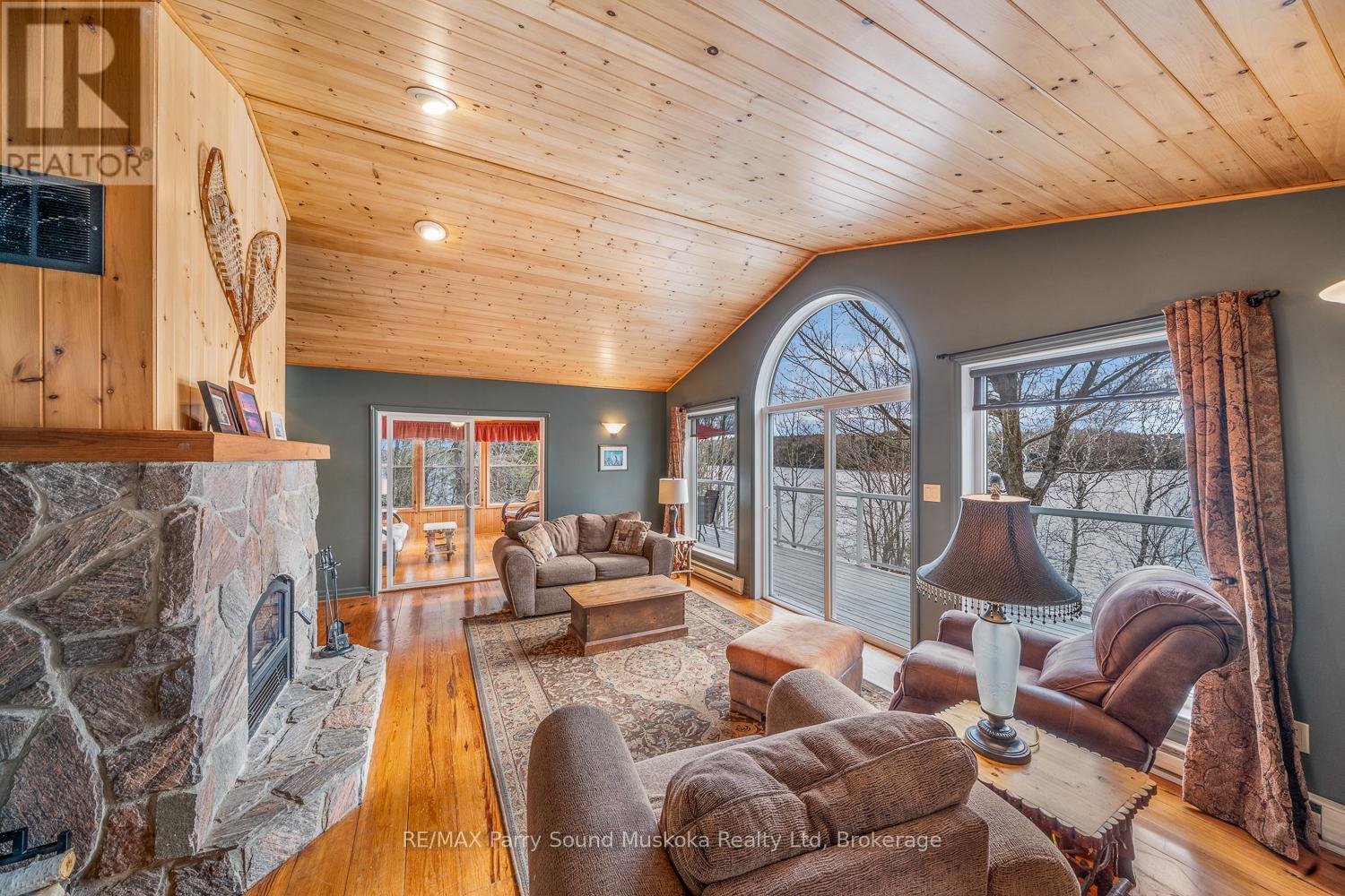 54 DAUNCEY ROAD - 22