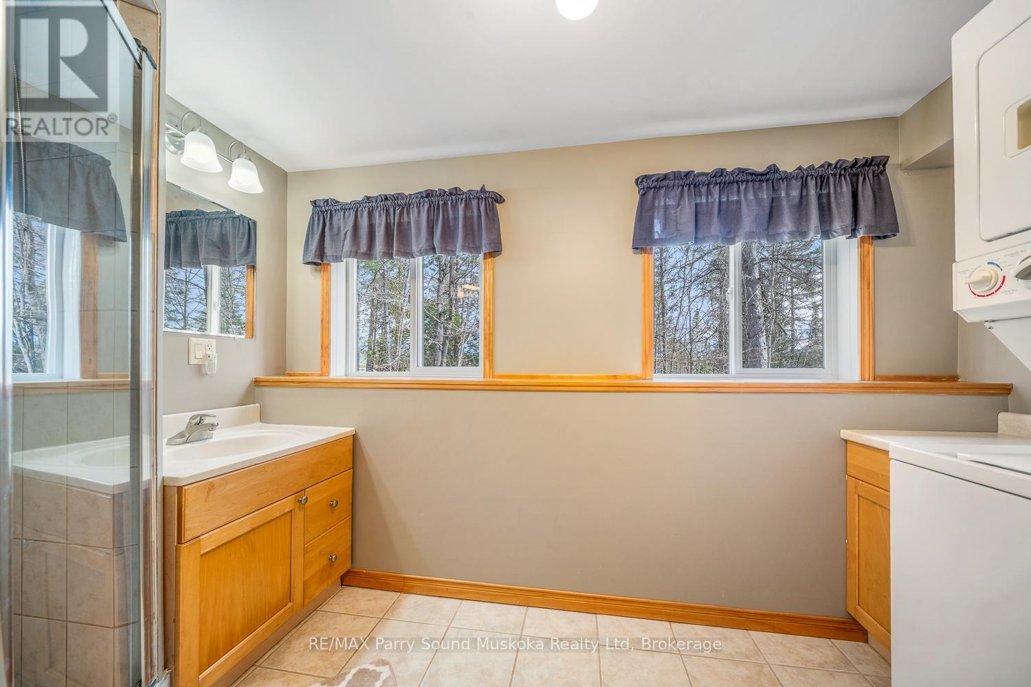 54 DAUNCEY ROAD - 37