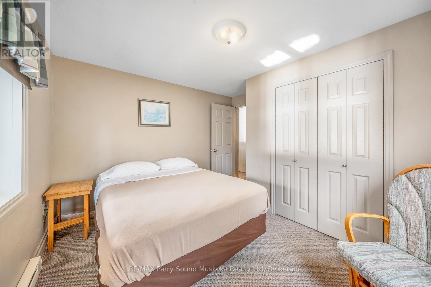 54 DAUNCEY ROAD - 35