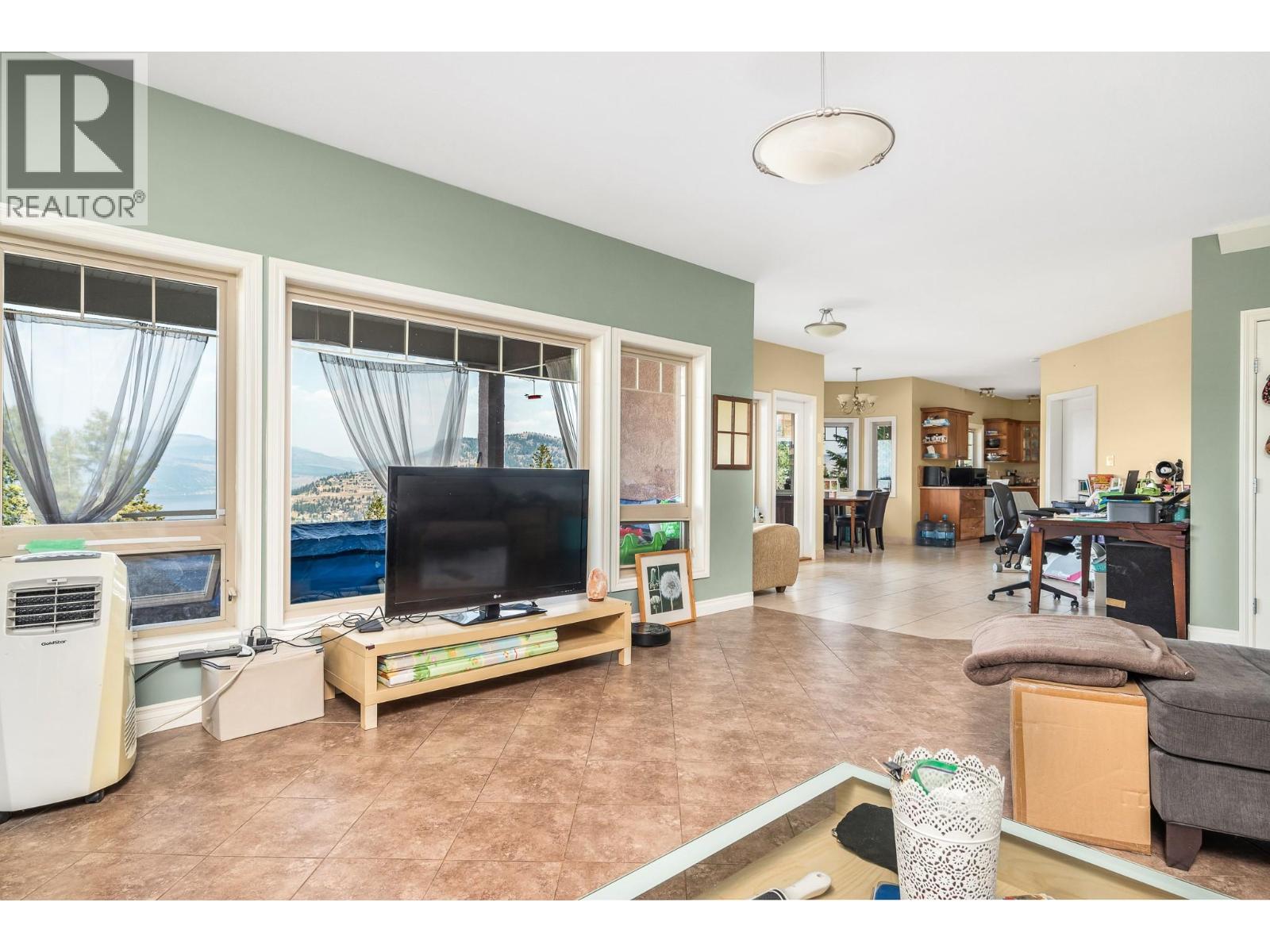 9265 Kokanee Road - 41