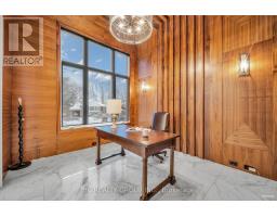 Family room - 92 Glen Rush Boulevard, Toronto, ON M5N2V1 Photo 6