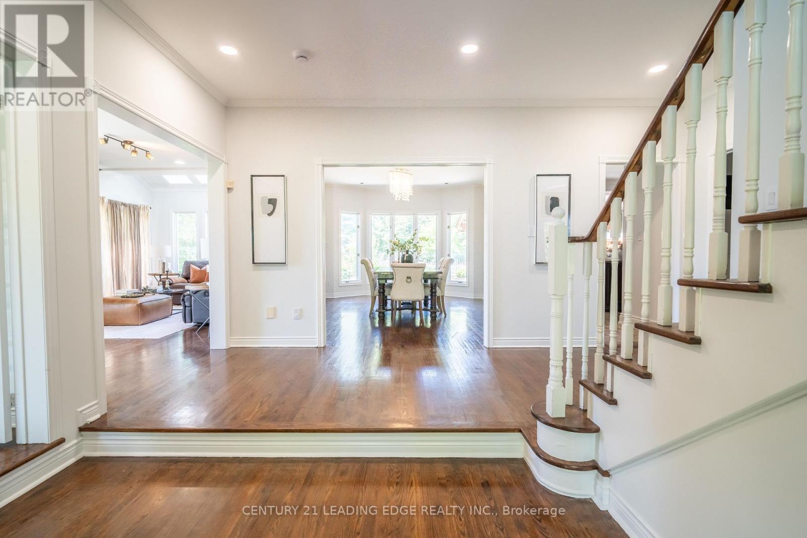 6 STONEGATE STREET - 2