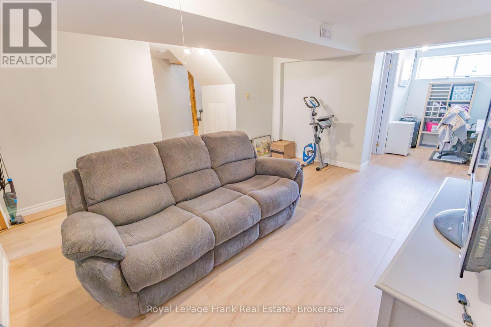 2326 ELM TREE ROAD - Image 27