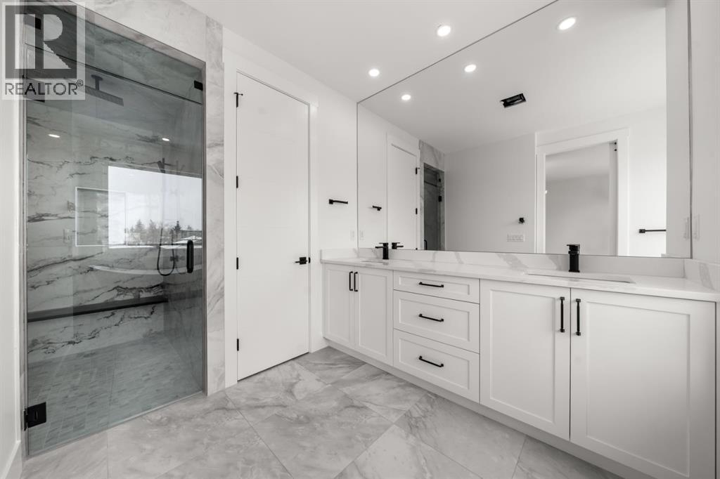 1907 28 Avenue SW - 9