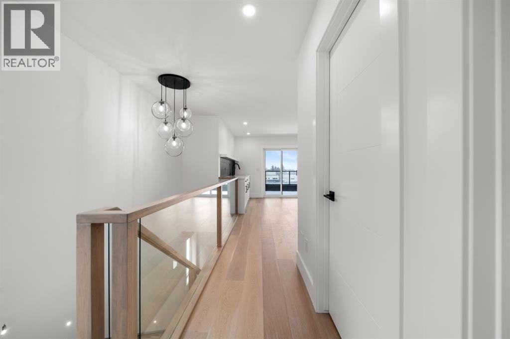 1907 28 Avenue SW - 15