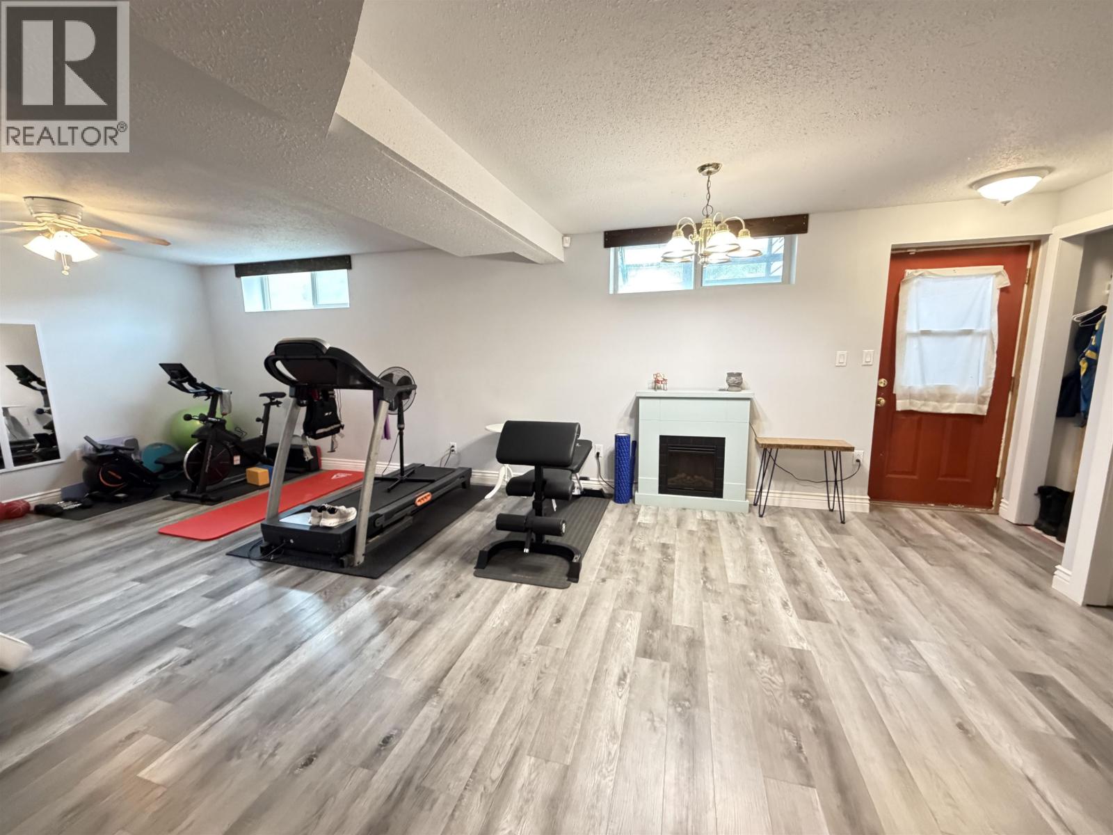 826 OAK STREET, Vanderhoof