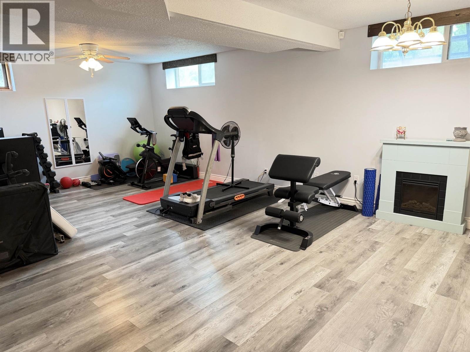 826 OAK STREET, Vanderhoof