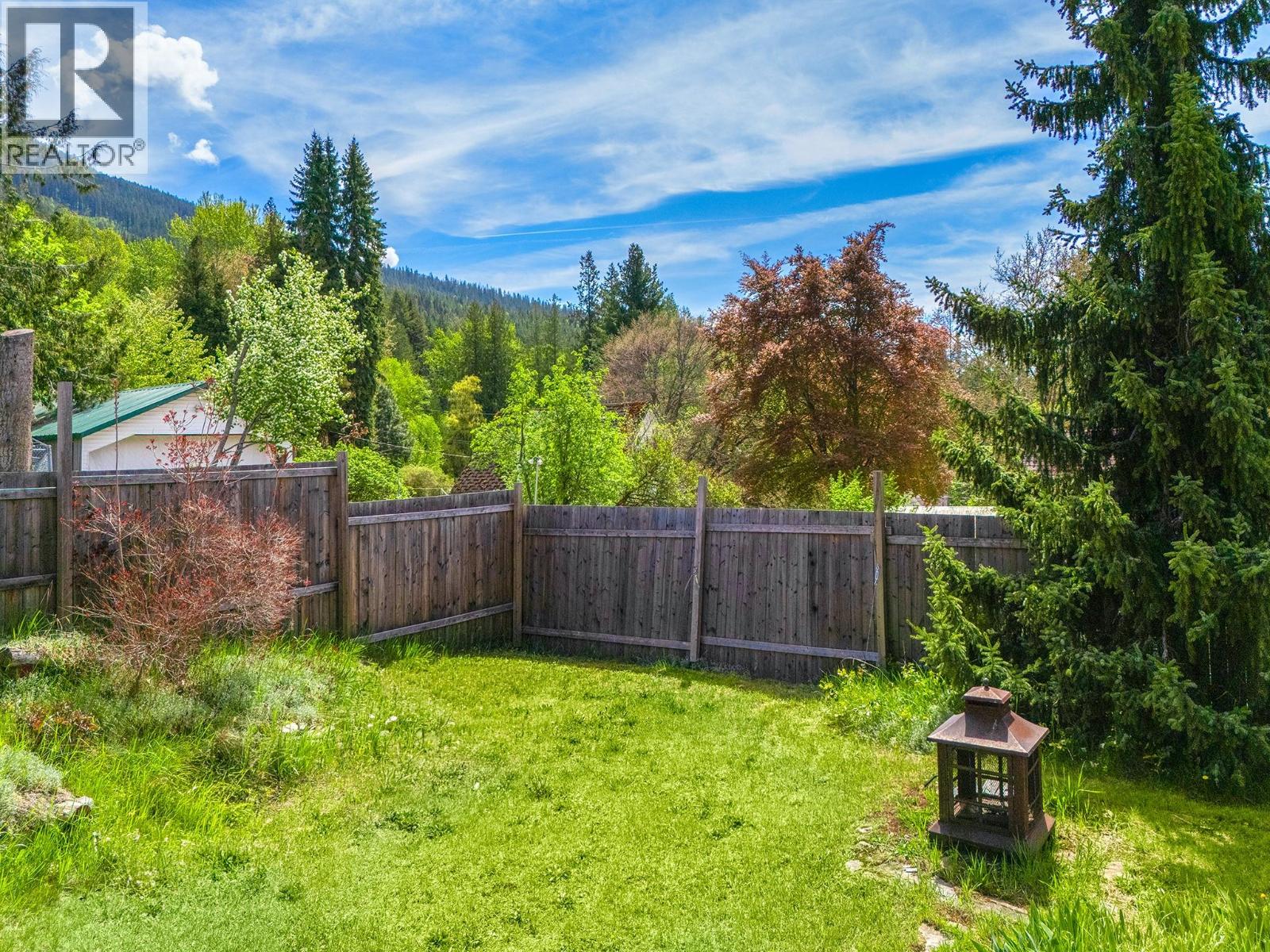 309 FOWLER Street - 2