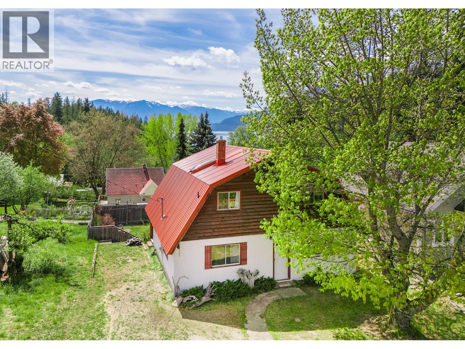 309 FOWLER Street - 1