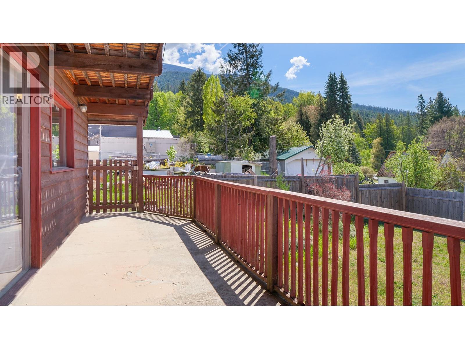 309 FOWLER Street - 37