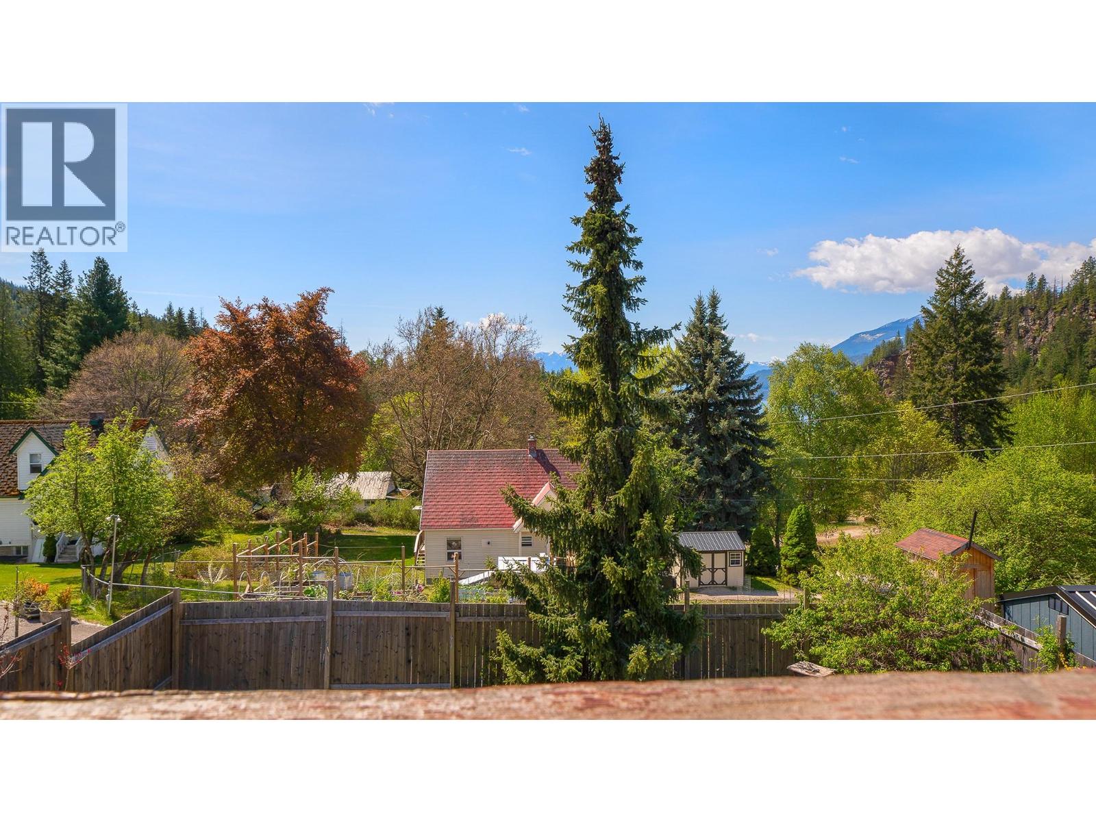 309 FOWLER Street - Image 38