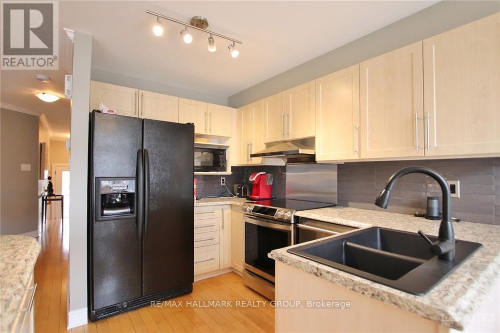 House for Rent in Ottawa – 61 SCAMPTON DRIVE, Ottawa – By Peter Sagos - Image 12