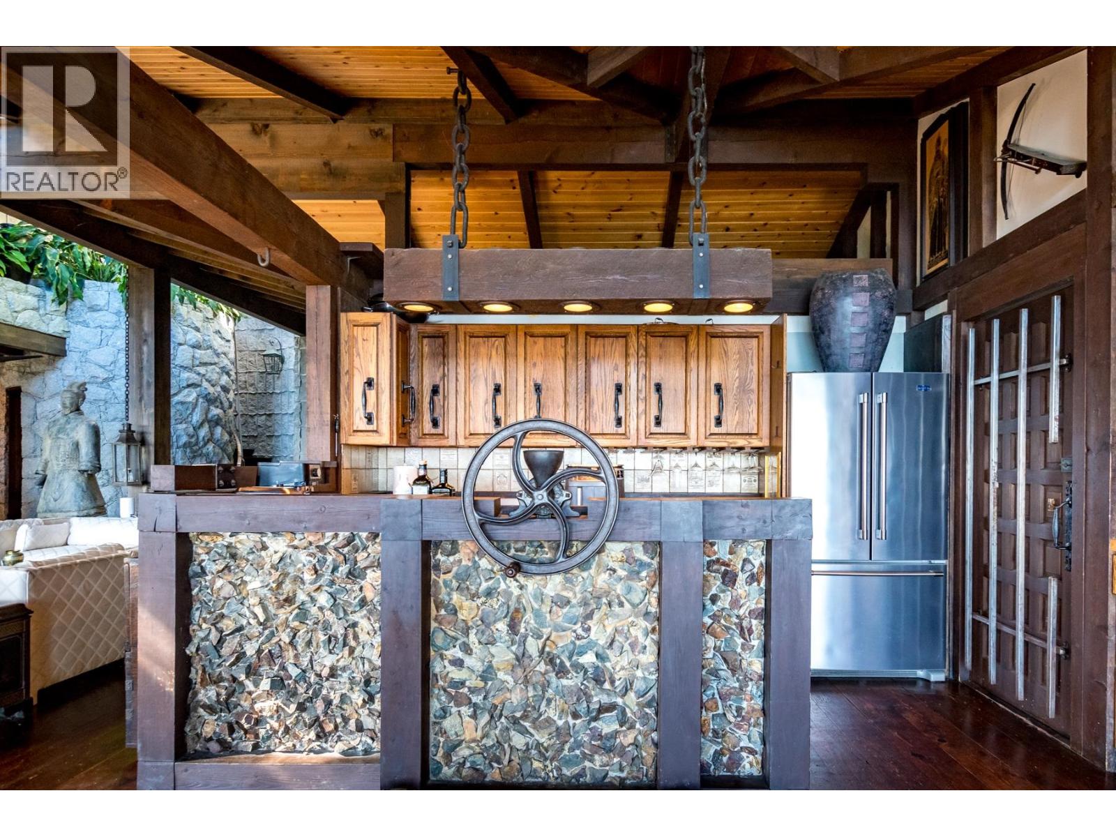 3581 BEACH AVENUE, Roberts Creek