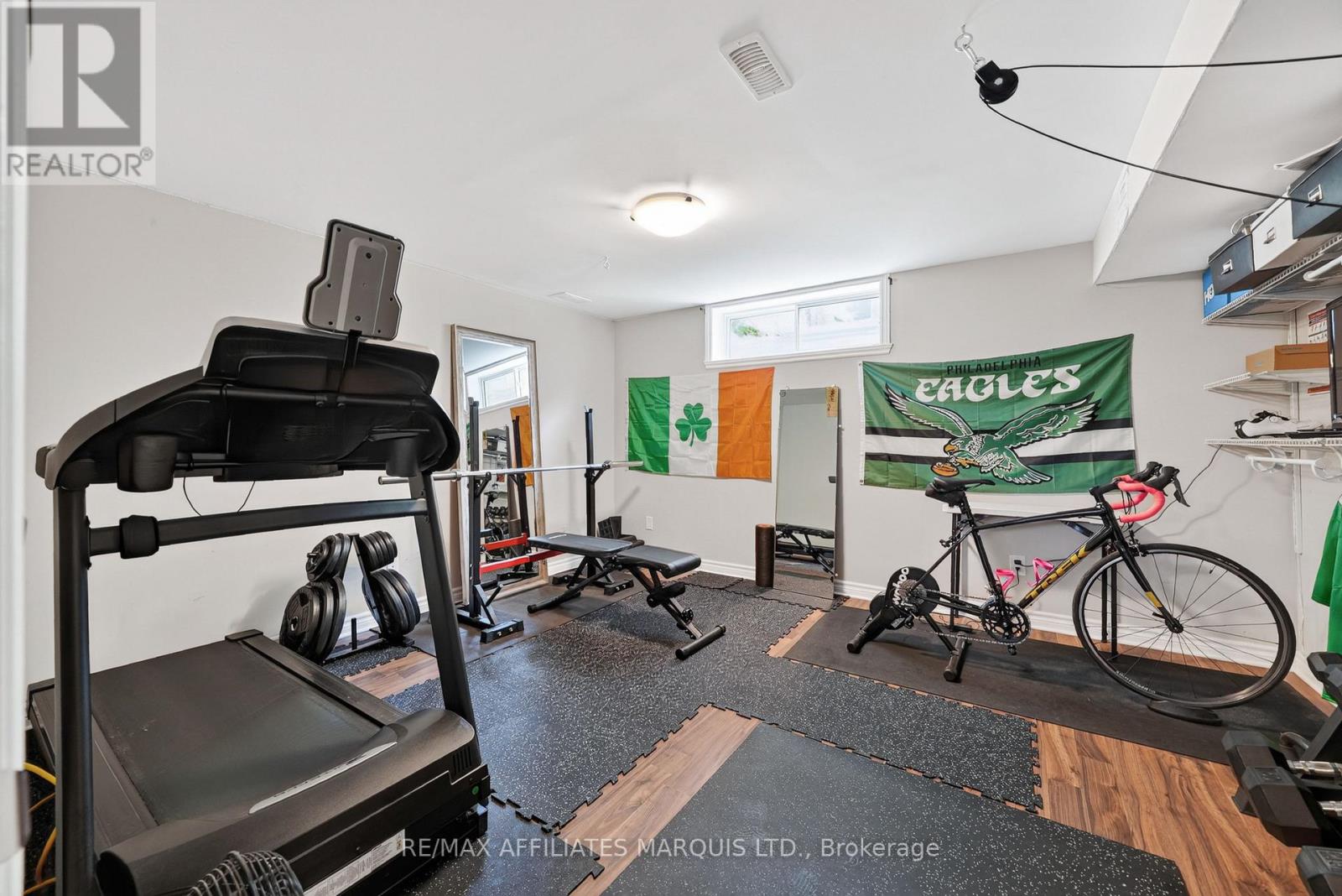 348 GLEN NORA DRIVE - 31