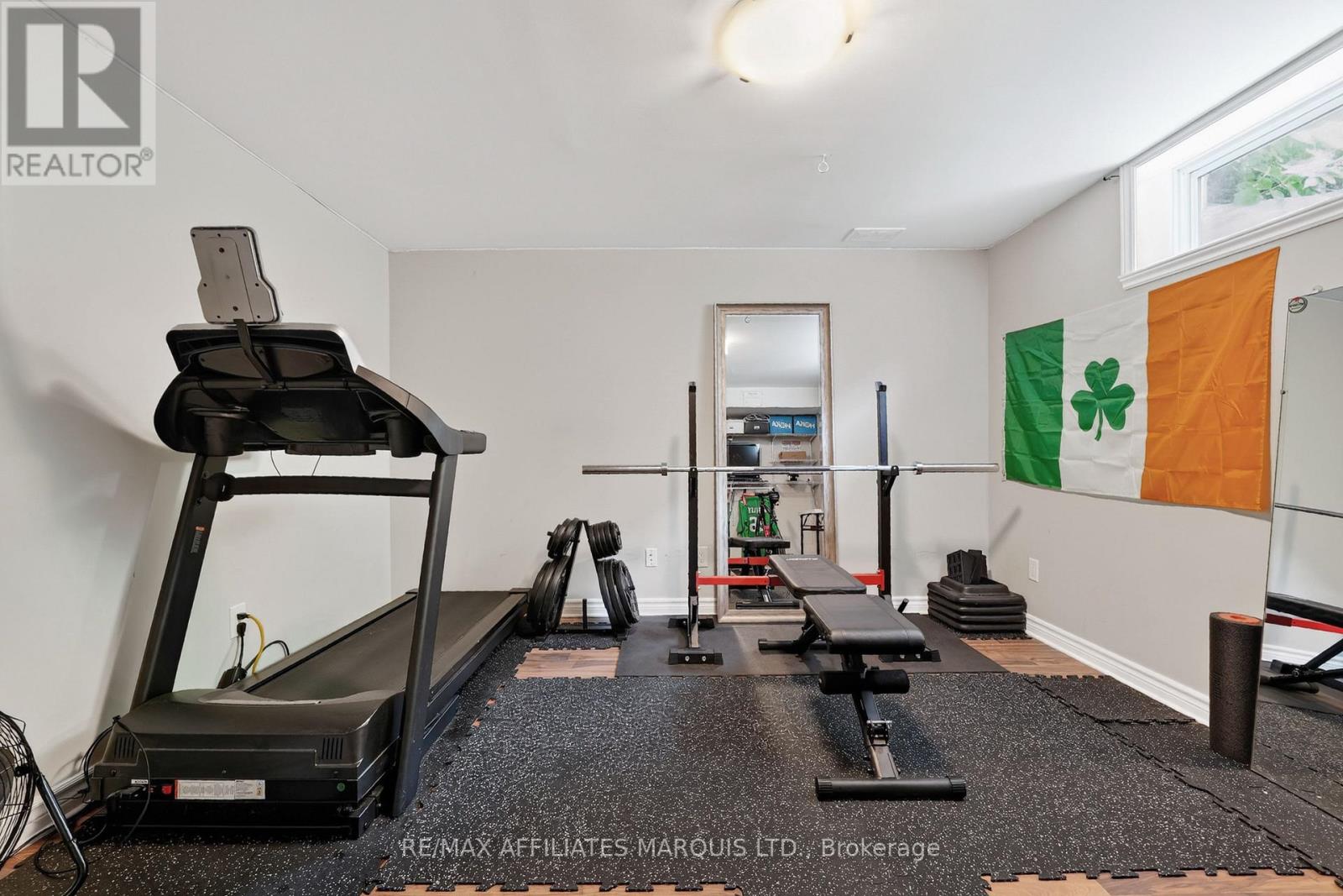 348 GLEN NORA DRIVE - 32