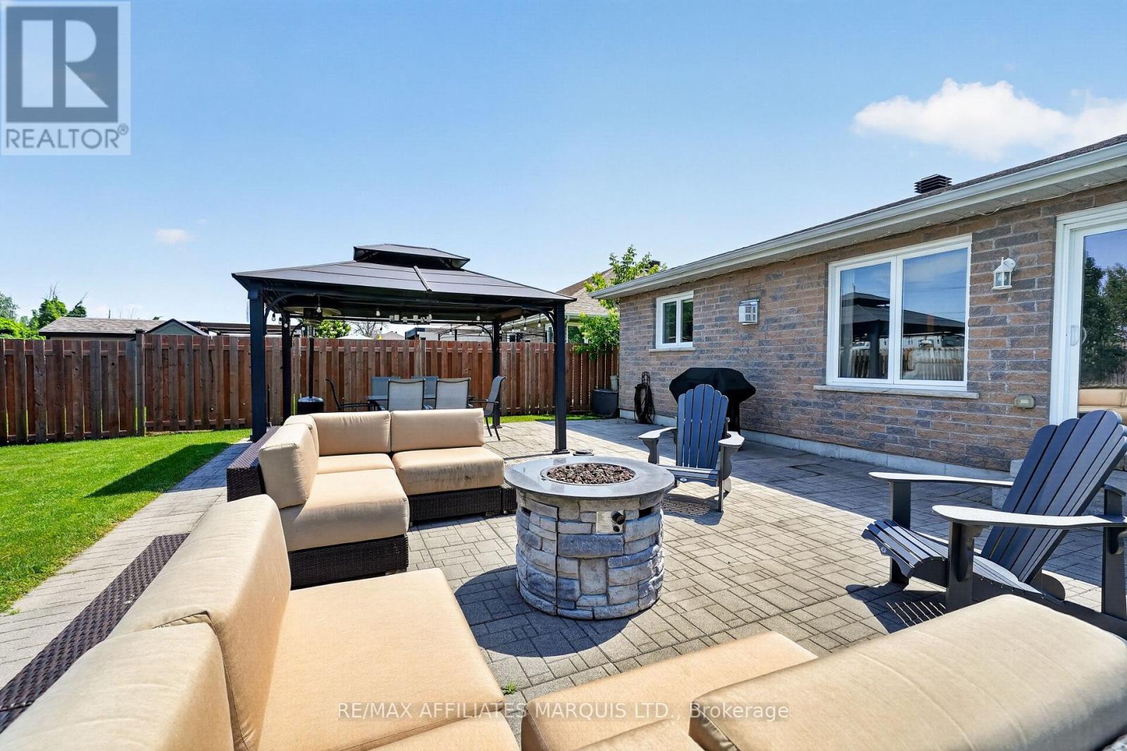 348 GLEN NORA DRIVE - 40