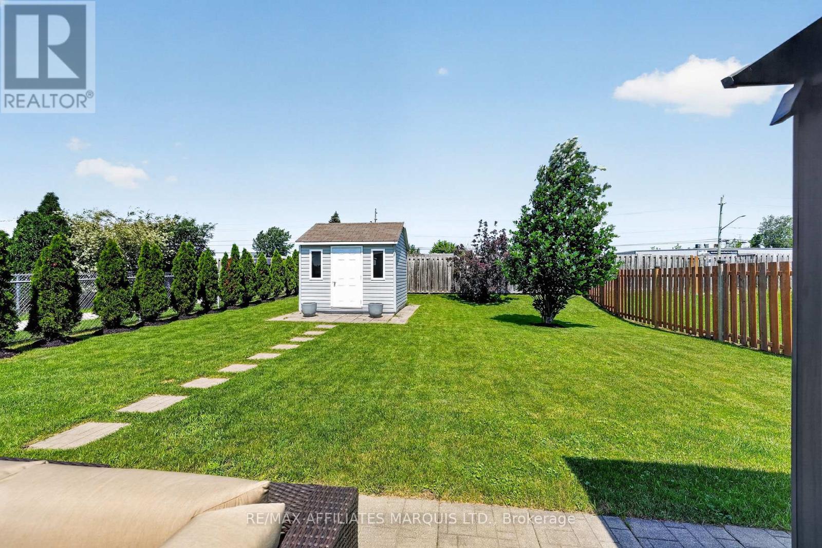 348 GLEN NORA DRIVE - 43
