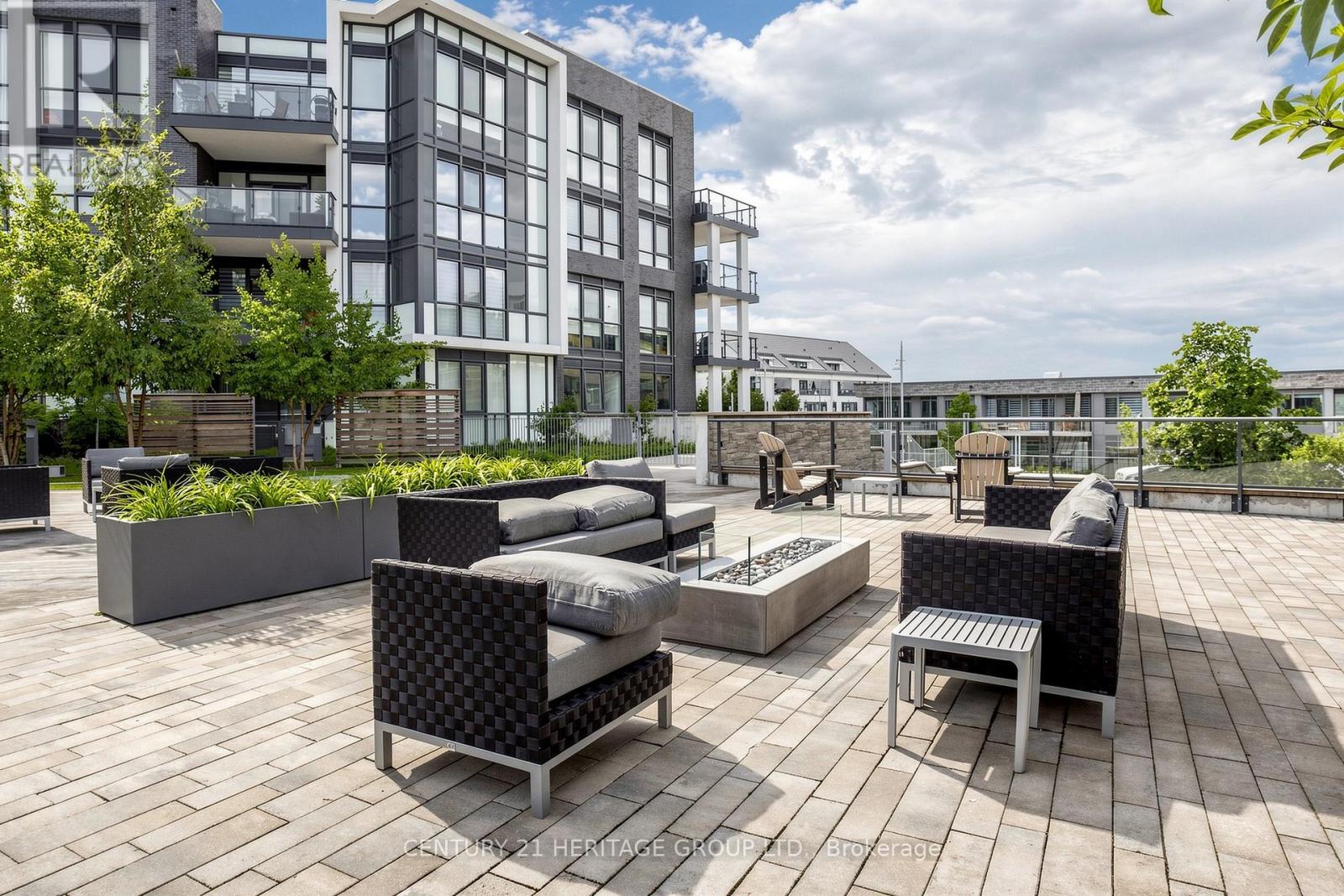 #202 375 SEA RAY AVENUE - 38