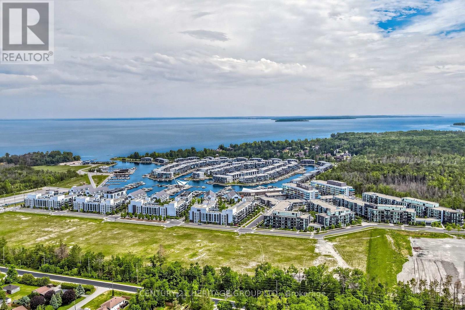 #202 375 SEA RAY AVENUE - 46