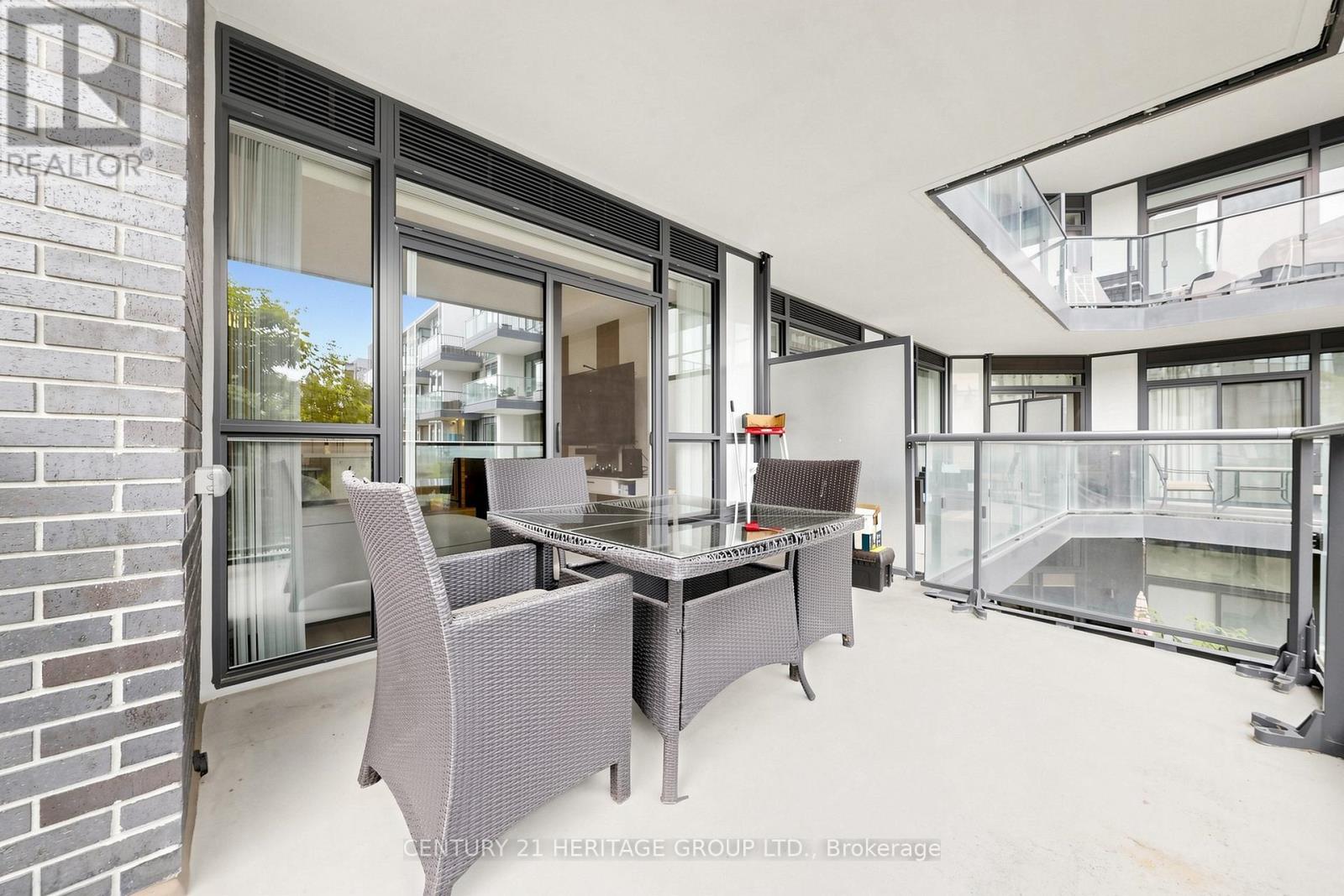#202 375 SEA RAY AVENUE - 31