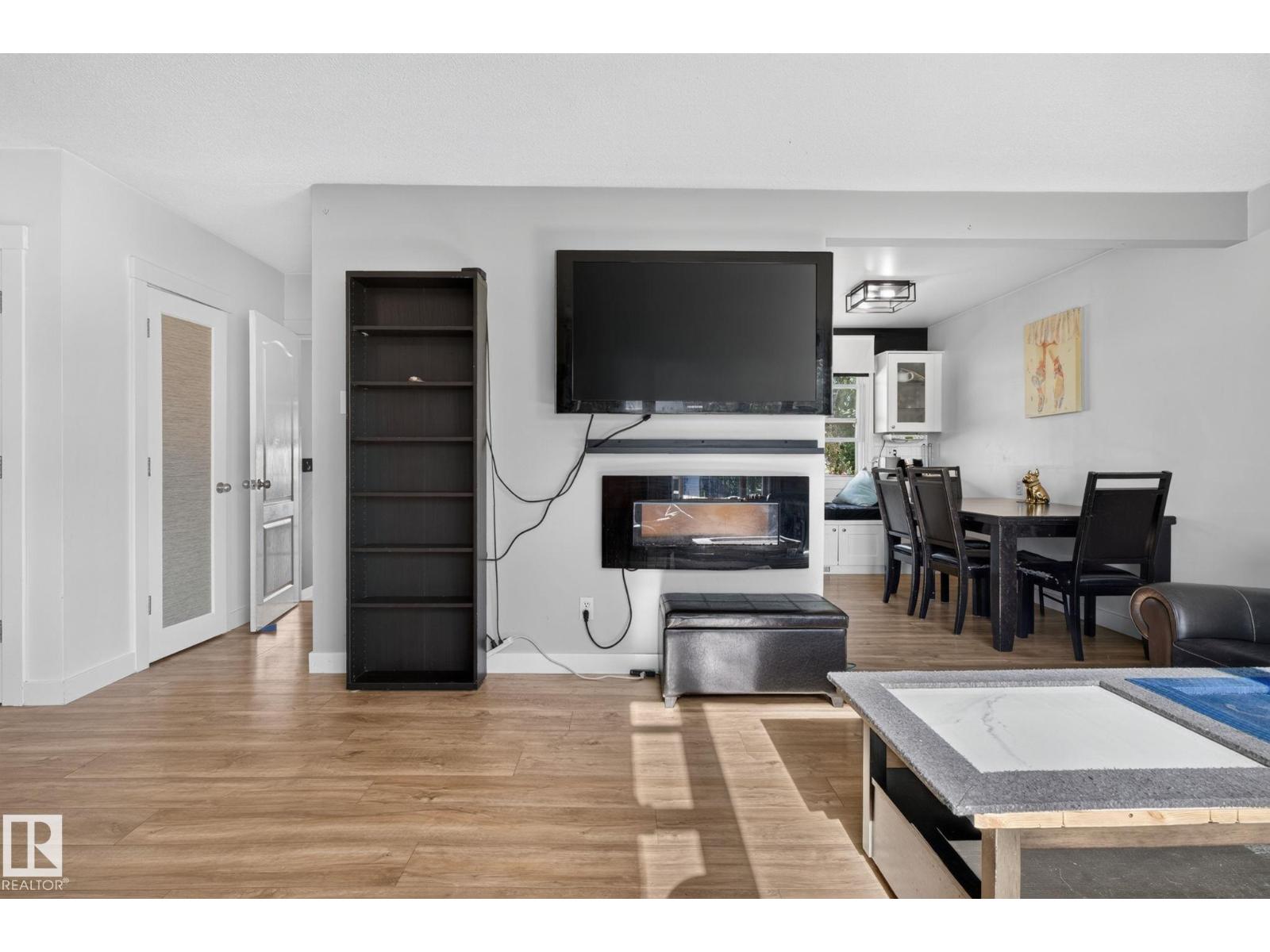 7803 73 ST NW - 10