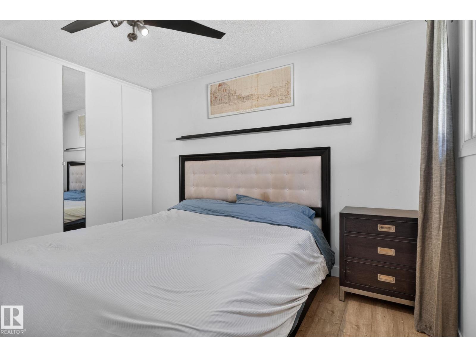 7803 73 ST NW - 17