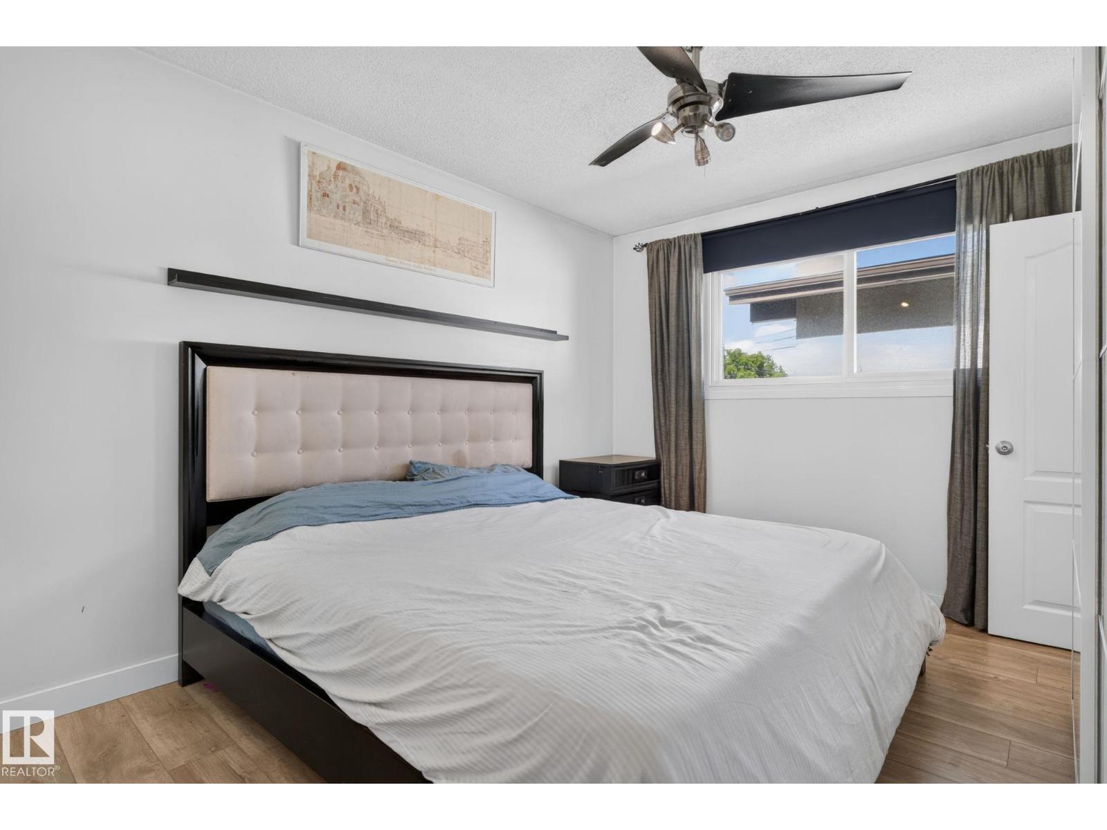 7803 73 ST NW - 18