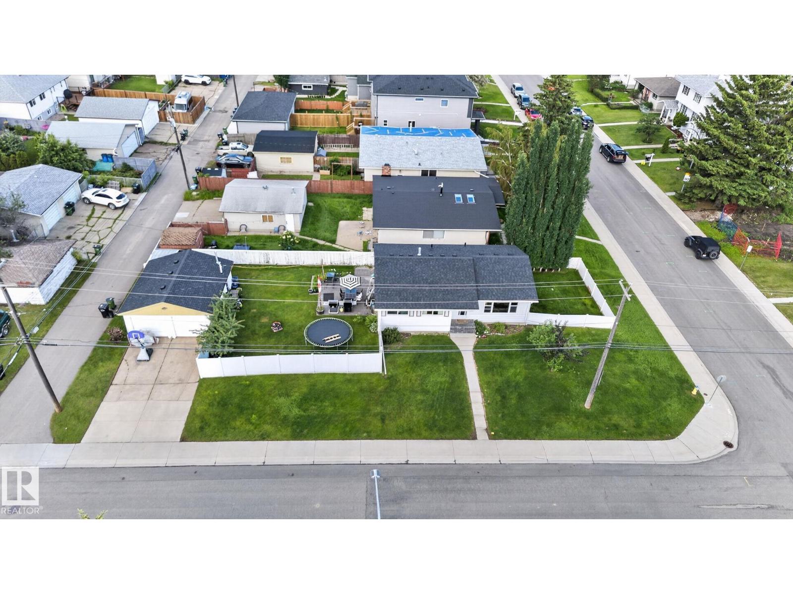 7803 73 ST NW - 2