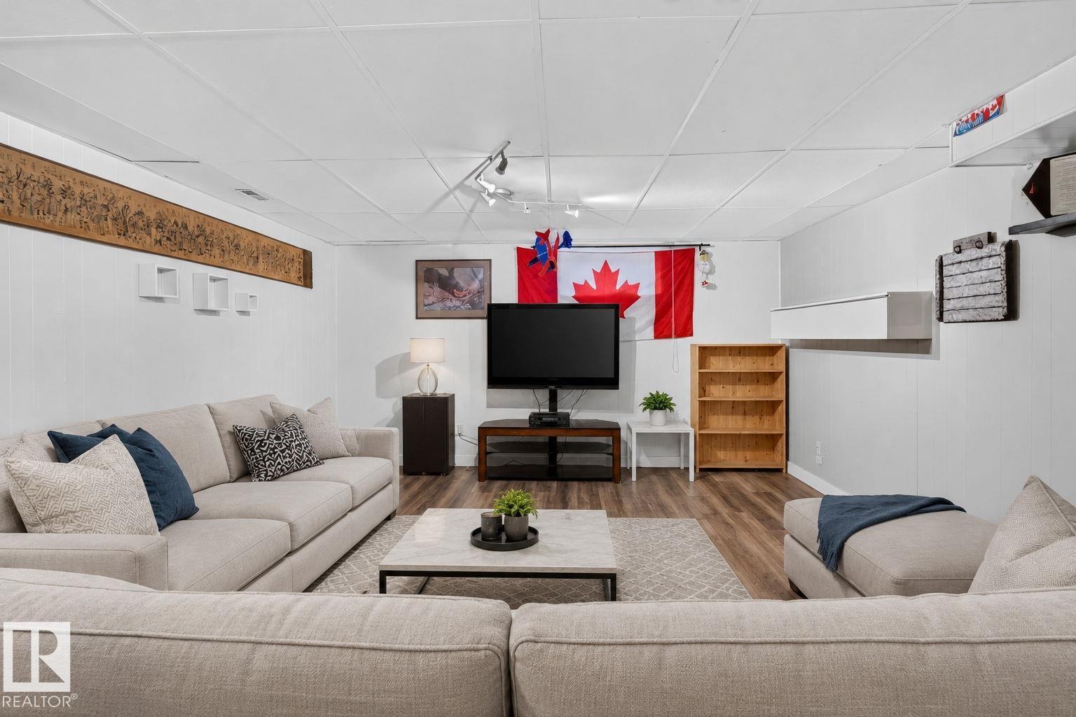 7803 73 ST NW - 21